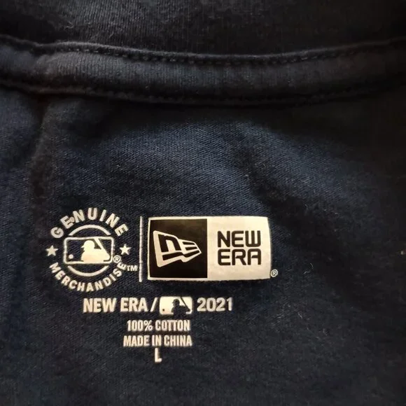 Red Sox Crop Long Sleeve TShirt Blue Women’s Size L - Picture 4 of 16